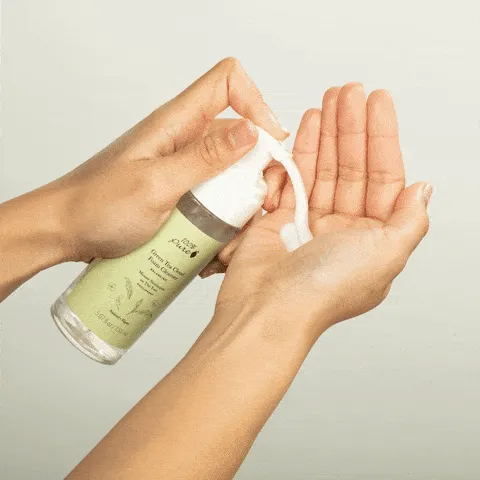 100% Pure - Green Tea Cloud Foam Cleanser (150ml)