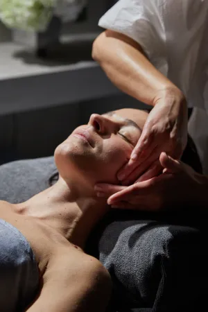 Sculpt & Define Lymphatic Facial, 90mins